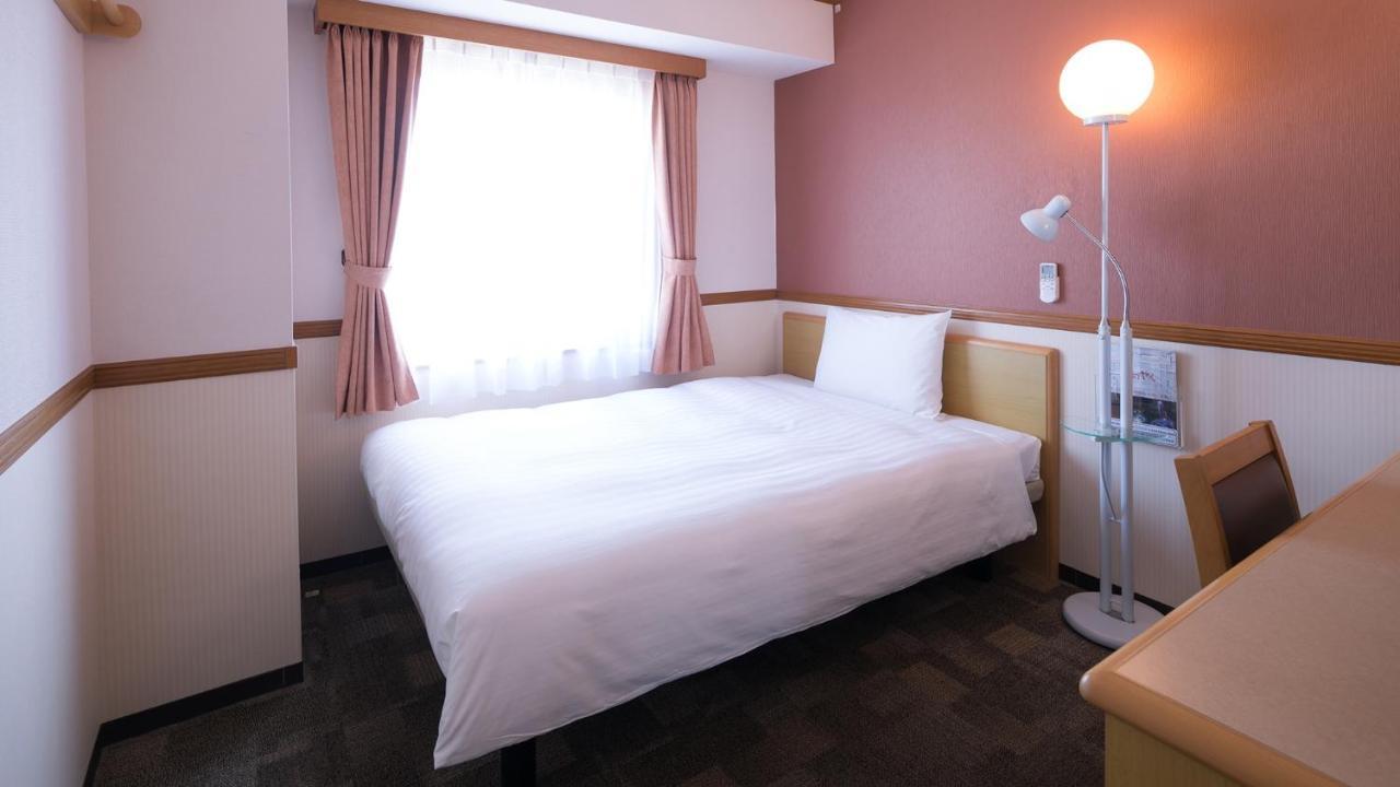 Toyoko Inn Matsuyama Ichibancho Zewnętrze zdjęcie