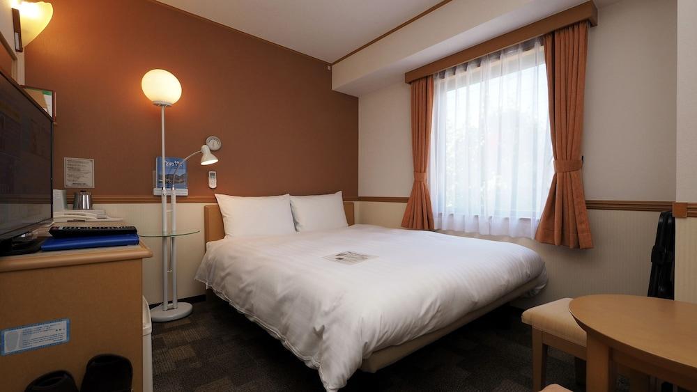 Toyoko Inn Matsuyama Ichibancho Zewnętrze zdjęcie