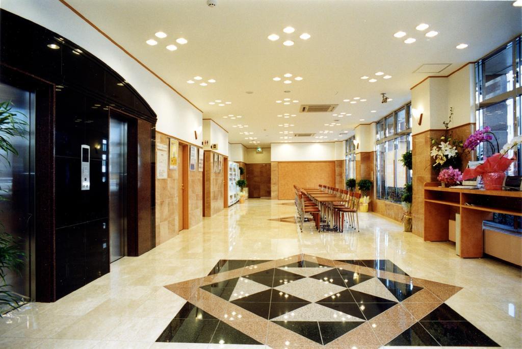 Toyoko Inn Matsuyama Ichibancho Zewnętrze zdjęcie